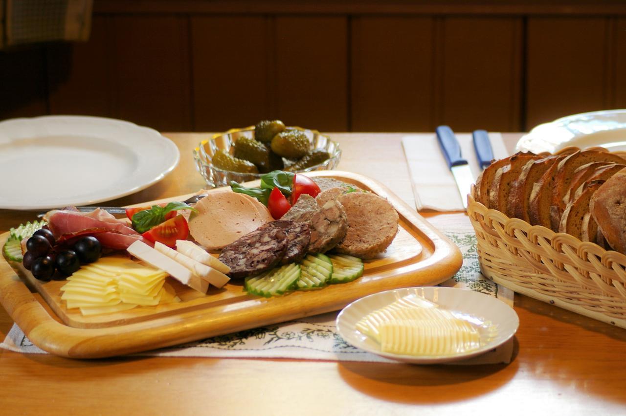 Gasthaus Zur Krone Windelsbach ภายนอก รูปภาพ